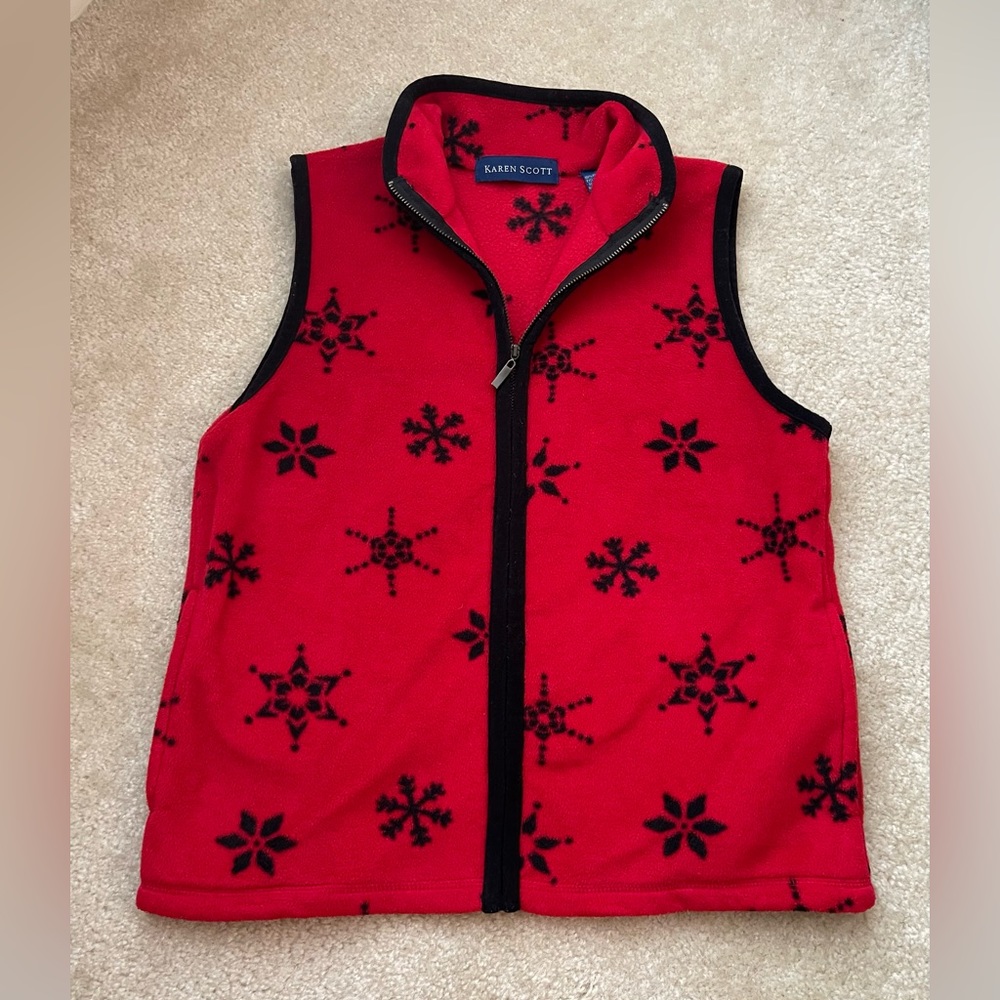Karen Scott - Red Vest with Snowflakes - Christmas - Fleece - Size: Medium